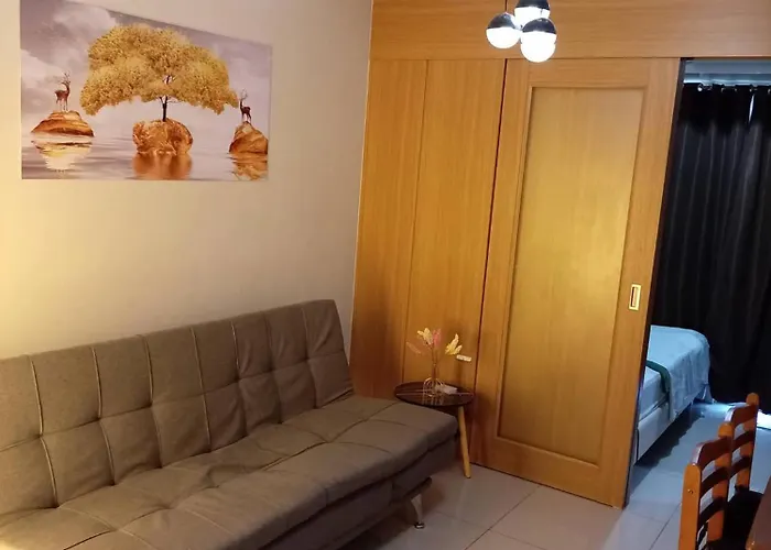 Tinay's Cozyscape Aparthotel *